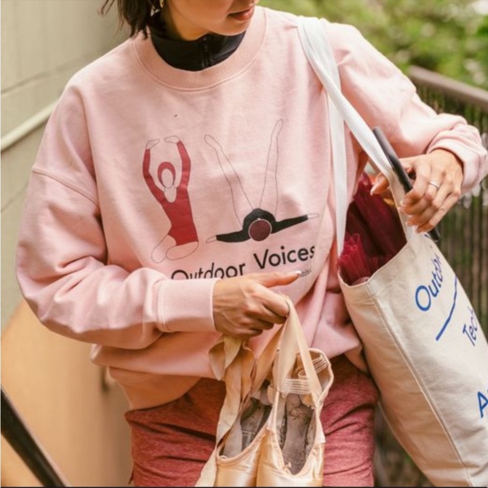 NWT outdoor voices move your body pickup sweatshirt